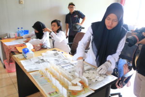 RUPBASAN KELAS II BLITAR LAKUKAN BIMTEK DAN TEST URINE
