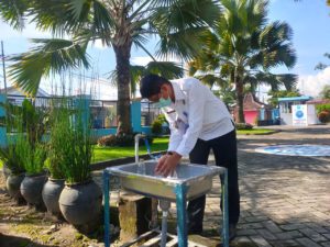 CEGAH COVID-19 BNNK BLITAR PERKETAT MASUK KANTOR